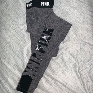 Victoria’s Secret Pink leggings